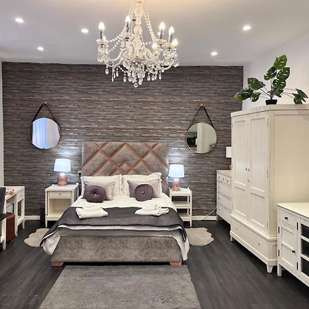 The Railway Apartments Haydon Bridge Экстерьер фото
